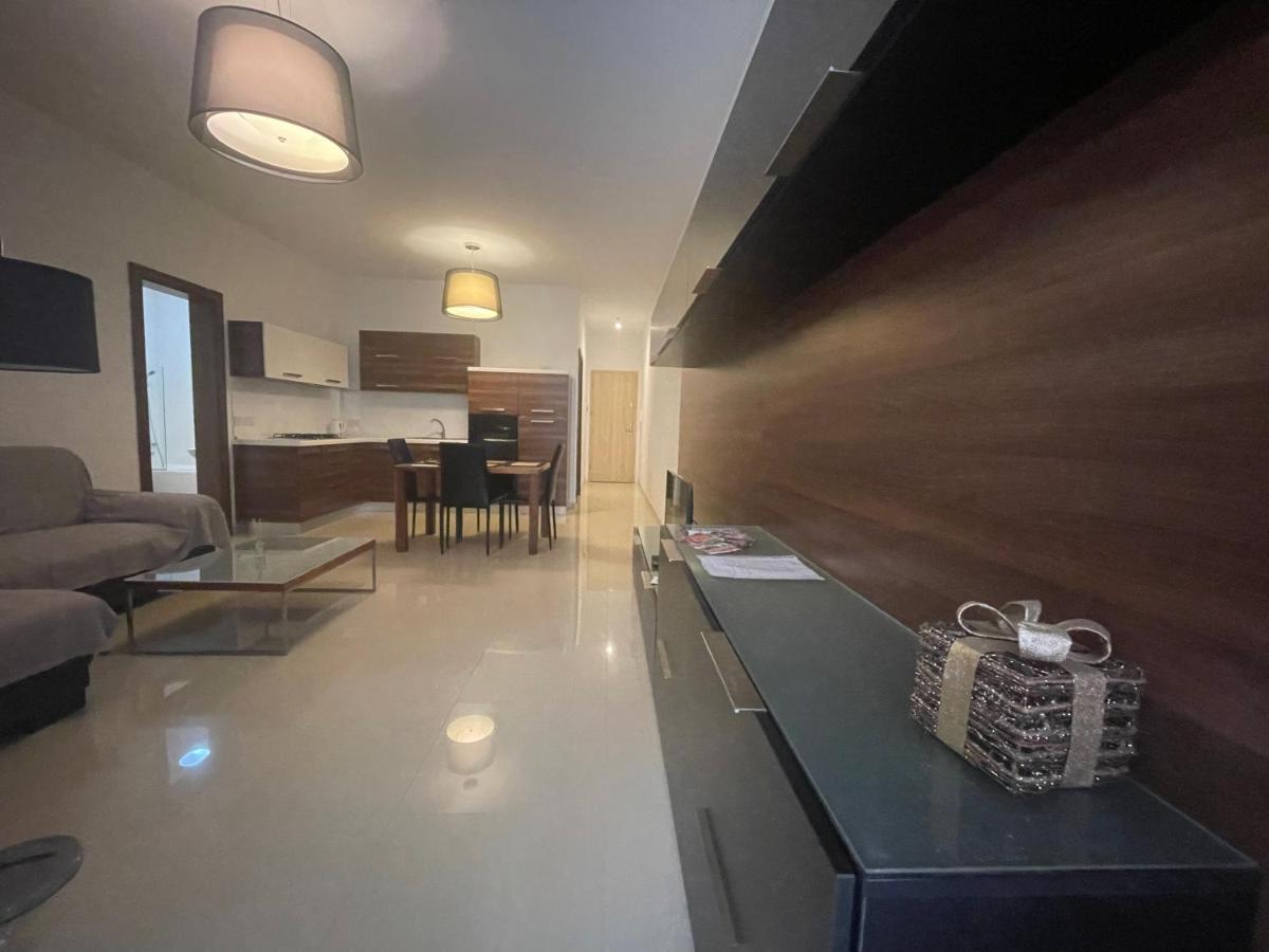 Great Location Apartment St. Paul's Bay